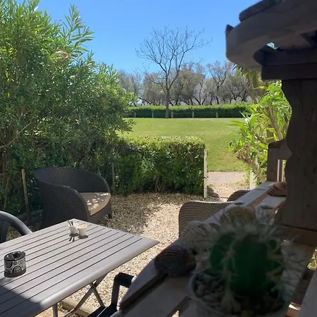 La Et La Au Bout Du Parc 4 Couchages Avec Jardin Apartment La Grande-Motte